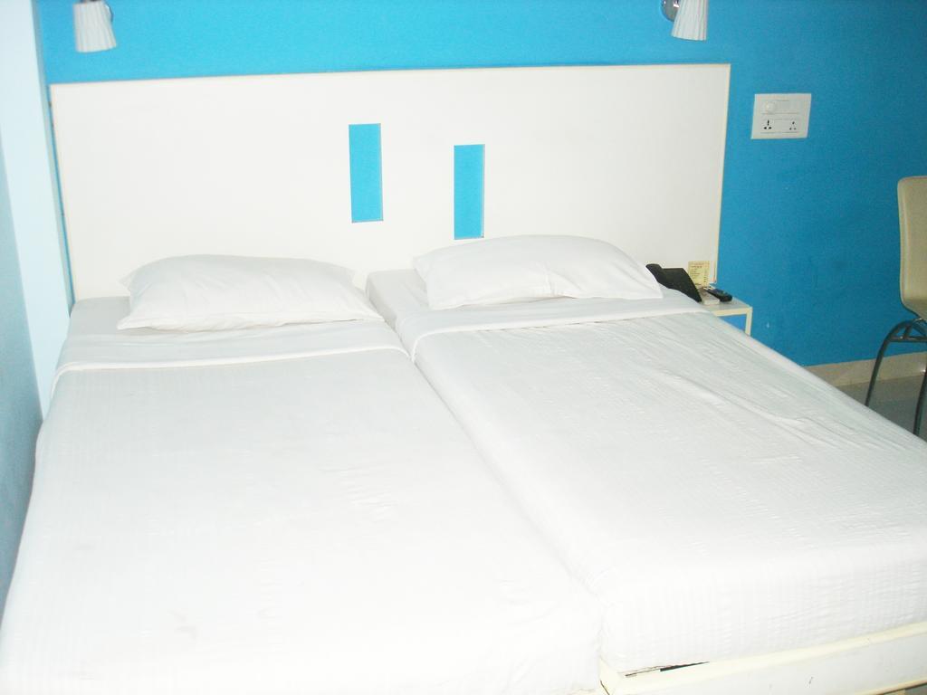 Hotel Pandian Chennai Exterior foto