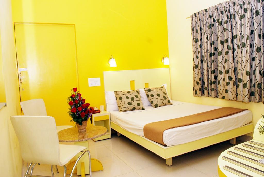 Hotel Pandian Chennai Cameră foto