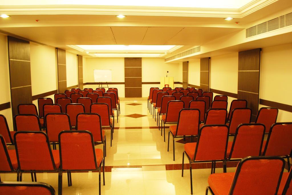 Hotel Pandian Chennai Exterior foto