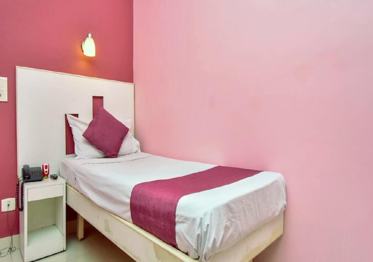 Hotel Pandian Chennai Exterior foto