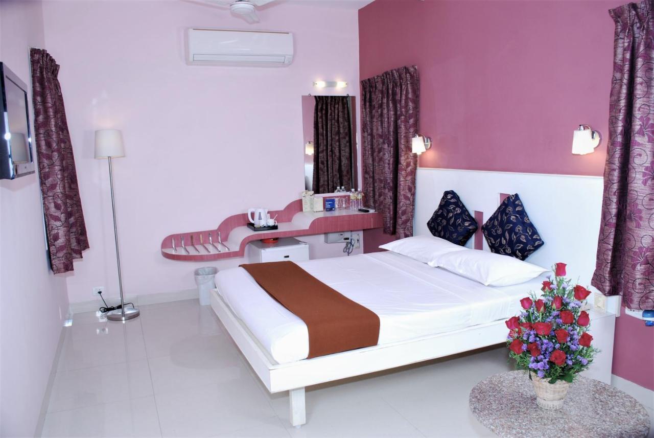 Hotel Pandian Chennai Exterior foto