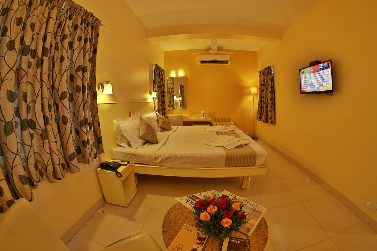 Hotel Pandian Chennai Exterior foto